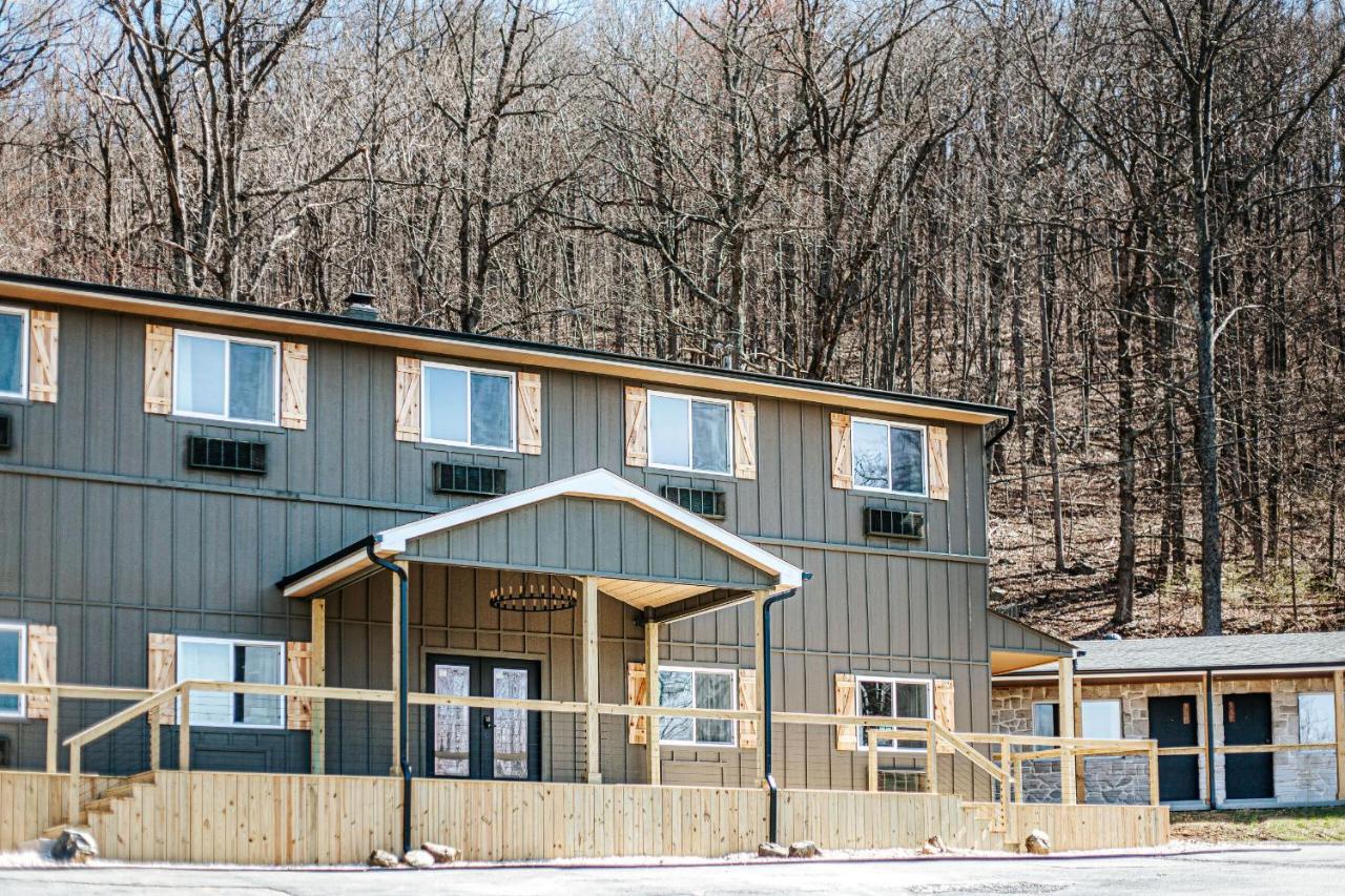 Grey Pine Lodge 웨인스보로 객실 사진